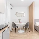 Classy & Cozy Apartmán